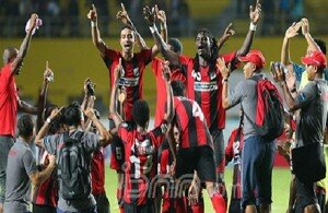 F-persipura JUARA ISL 2013-JPNN