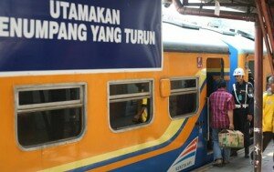 f_mudik kereta_thomaskjpnn