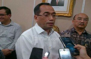 f-Direktur Utama PT Angkasa Pura (AP) II Budi Karya Sumadi-Yessy Artada JPNNcom