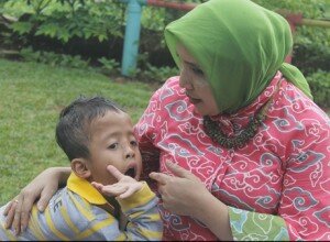 Renowati Hardjosubroto, Ketua Yayasan Sayap Ibu Cabang Banten